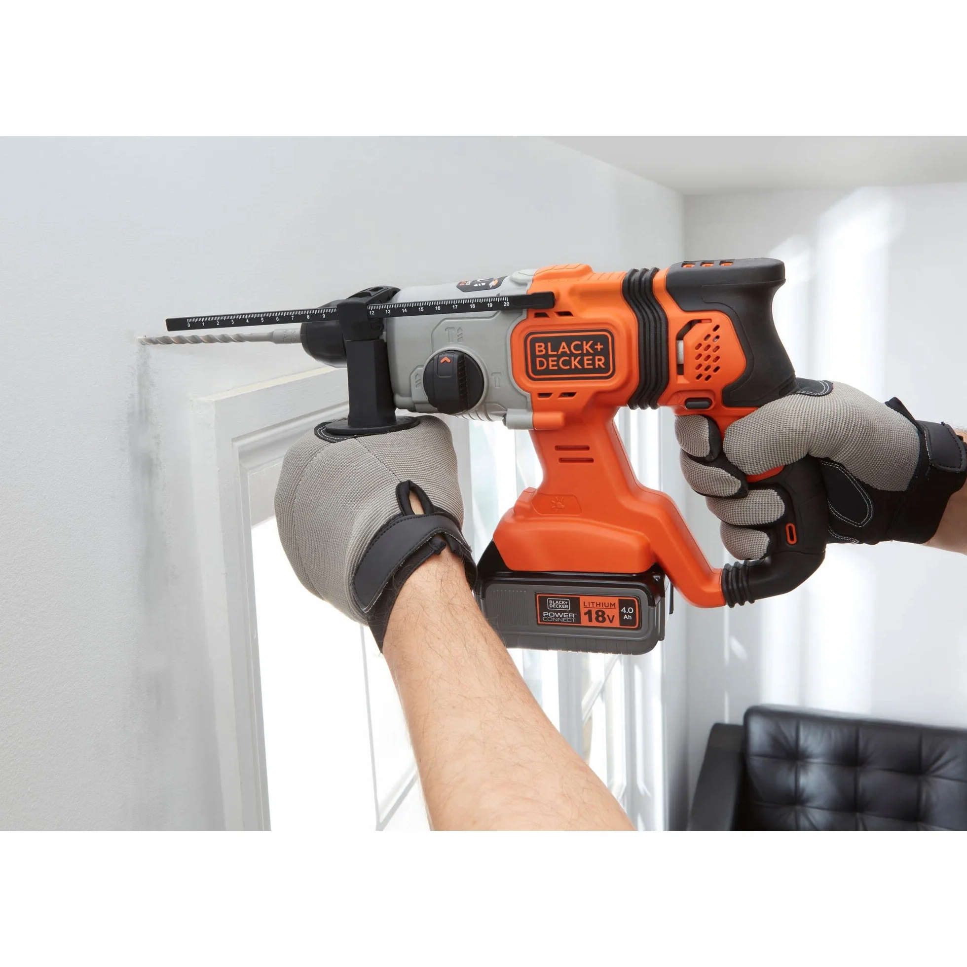 BLACK+DECKER, BATTERIA AL LITIO 18V - 4.0Ah: PER GAMMA BDCHD18 - BDCDD186 - BDCDC18 - EGBHP188 - EGBL188 - EGBL18 - ASL188 - ASD184 - BDCJS18 - HP188F4LBK Type3.BL4018-XJ