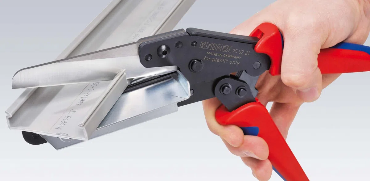 KNIPEX Cesoia per materiali sintetici anche per canaline guidacavo con impugnature multicomponente 275 mm, 95 02 21