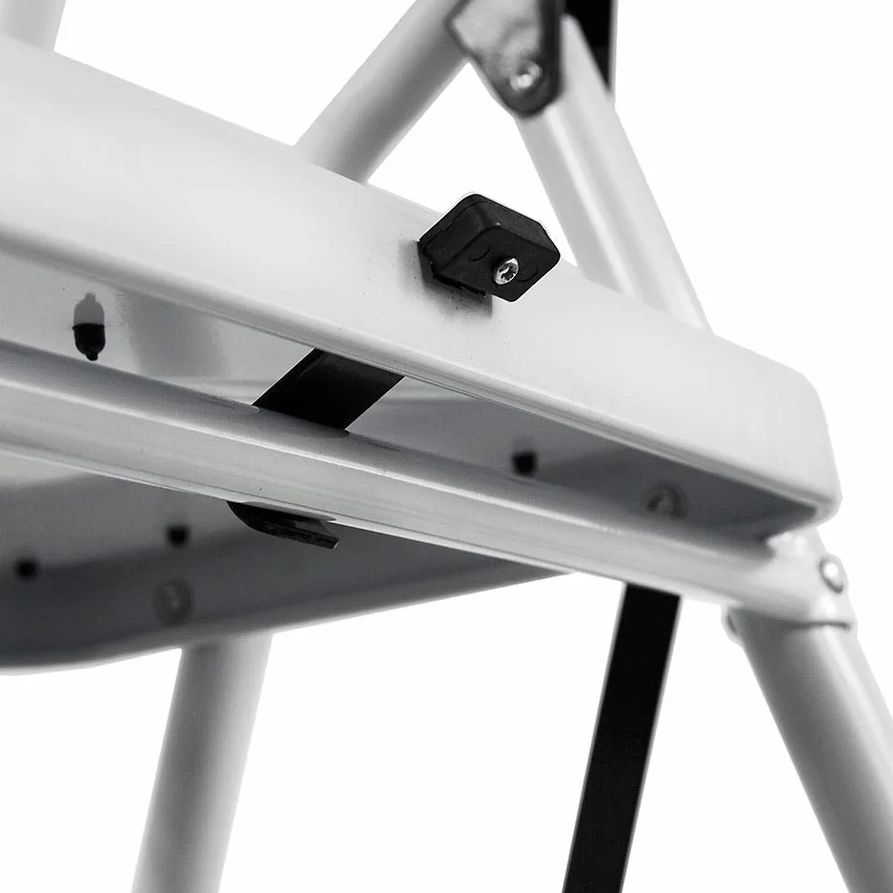 Scaletta a 3 gradini con corrimano di sicurezza, con gradini antiscivolo, scala pieghevole e portatile, in acciaio robusto, capacità massima di 150 kg, ideale per casa/cucina/garage
