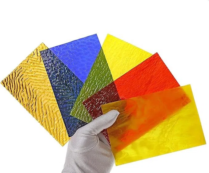 12 fogli di vetro colorato iridescente, 10x15 cm Piastrelle di vetro ruvide e lisce per progetti fai da te, vivaci tessere di mosaico miste trasparenti e opache per lavori artigianali