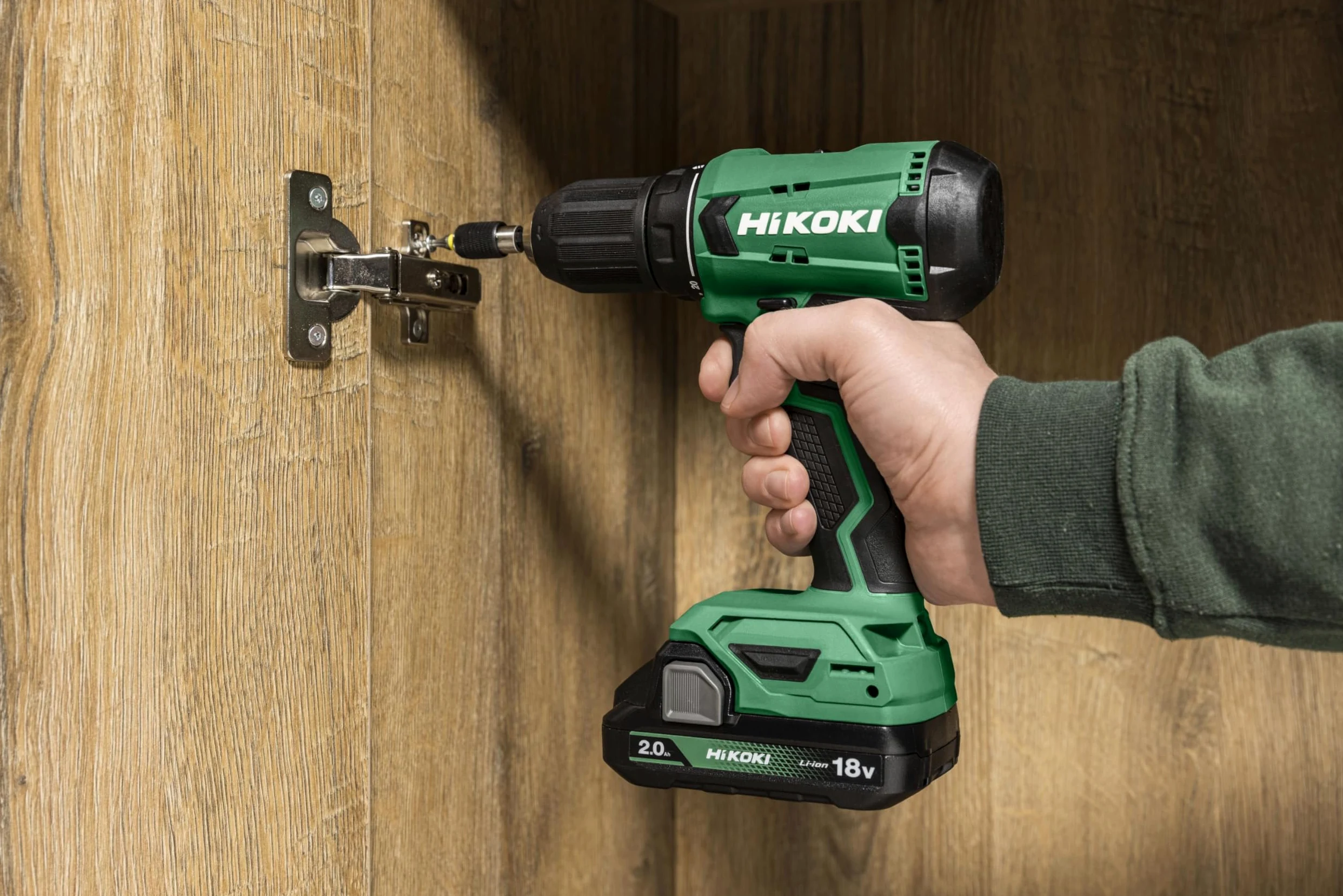 HiKOKI Akku-Bohrschrauber DS18DA (18V, Li-Ion, 50 Nm, 20-stufige Drehmomenteinstellung, LED, im Transportkoffer, inkl. 2x 2.0 Ah Akku und Ladegerät