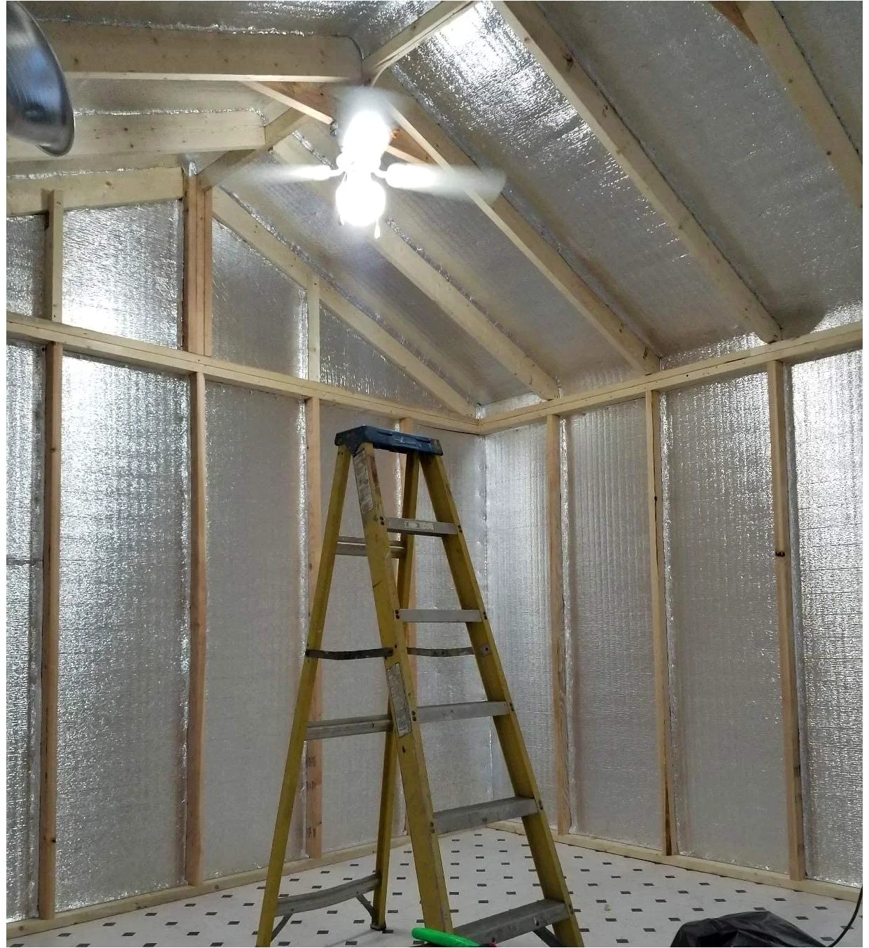 Isolante Termico Riflettente in Alluminio Rivestito, Isolante per Pareti Del Camper, Autoadesivo Isolamento Termico a Bolla, Lastra Isolante per Veicoli Finestre Pavimento Parete Tetto Scalda (Size :