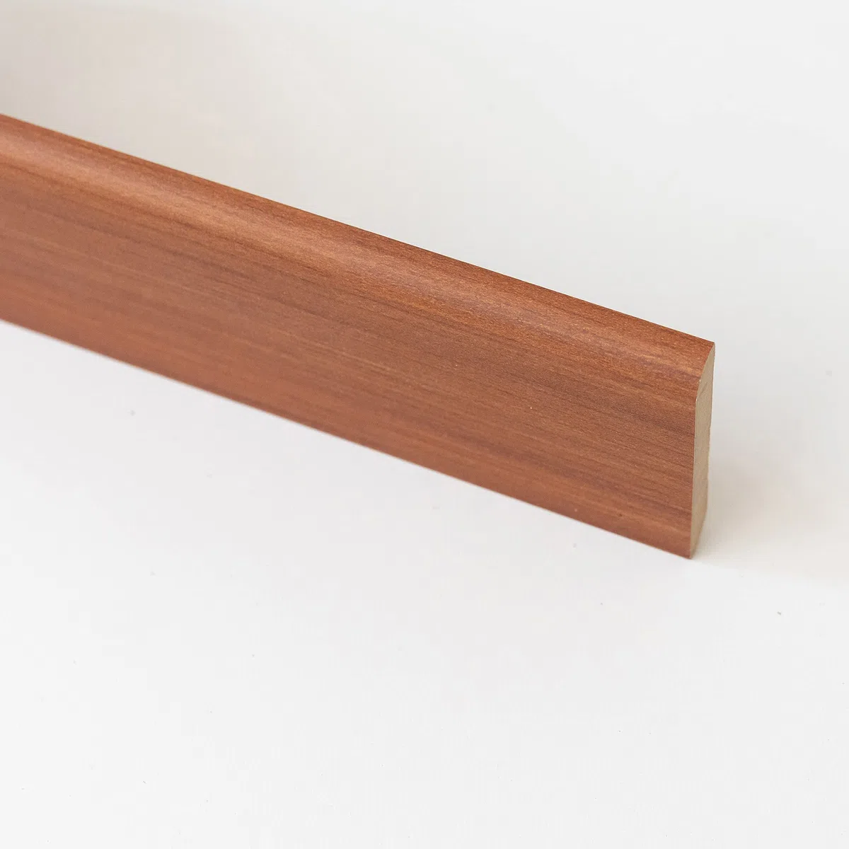 10 PZ Di BATTISCOPA IN MDF CILIEGIO MM.10X70X2400