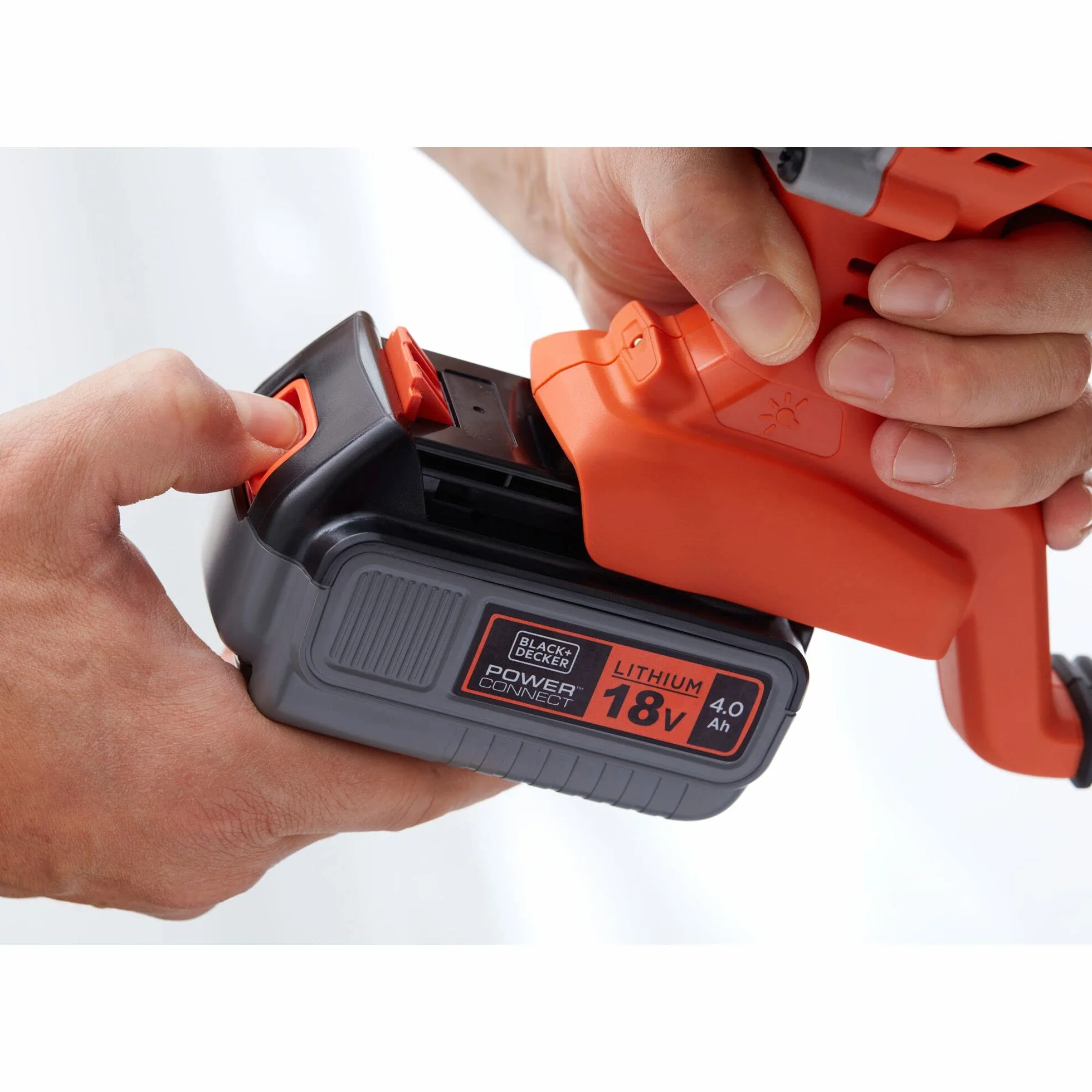 BLACK+DECKER, BATTERIA AL LITIO 18V - 4.0Ah: PER GAMMA BDCHD18 - BDCDD186 - BDCDC18 - EGBHP188 - EGBL188 - EGBL18 - ASL188 - ASD184 - BDCJS18 - HP188F4LBK Type3.BL4018-XJ