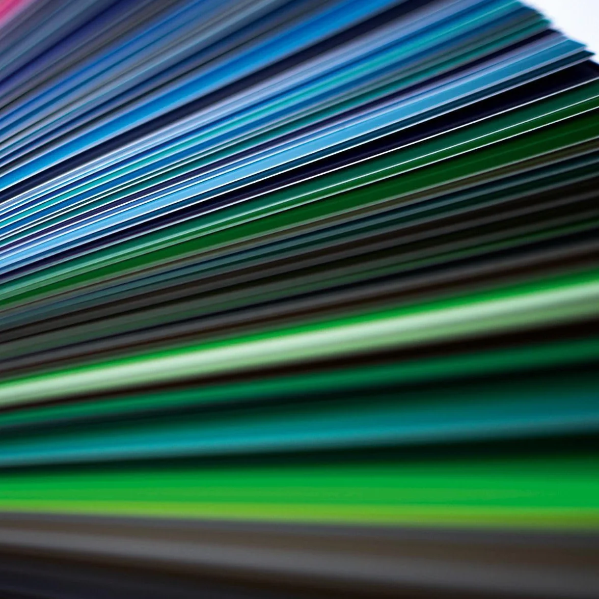 RAL K5 mazzetta colori, 216 campi di colore a pagina intera, semi-opachi, 8 lingue