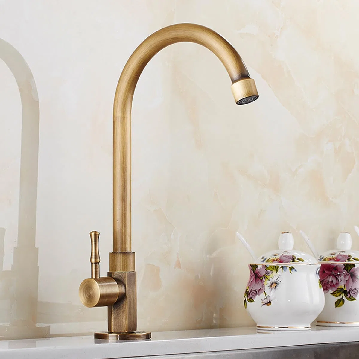 Rubinetto Retrò Per Esterni Verticale Girevole Monocomando Stile Retrò Solo Per Acqua Fredda Multifunzionale Adatto Per Lavabo