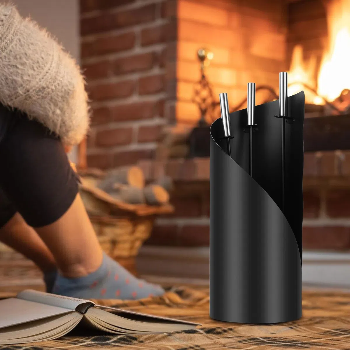 Set di posate per camino, 4 Pezzi, Set di posate per camino, con scopa, pala, gancio in ferro, supporto, Attrezzi per camino con manici in acciaio inox, Attrezzi Camino Moderni