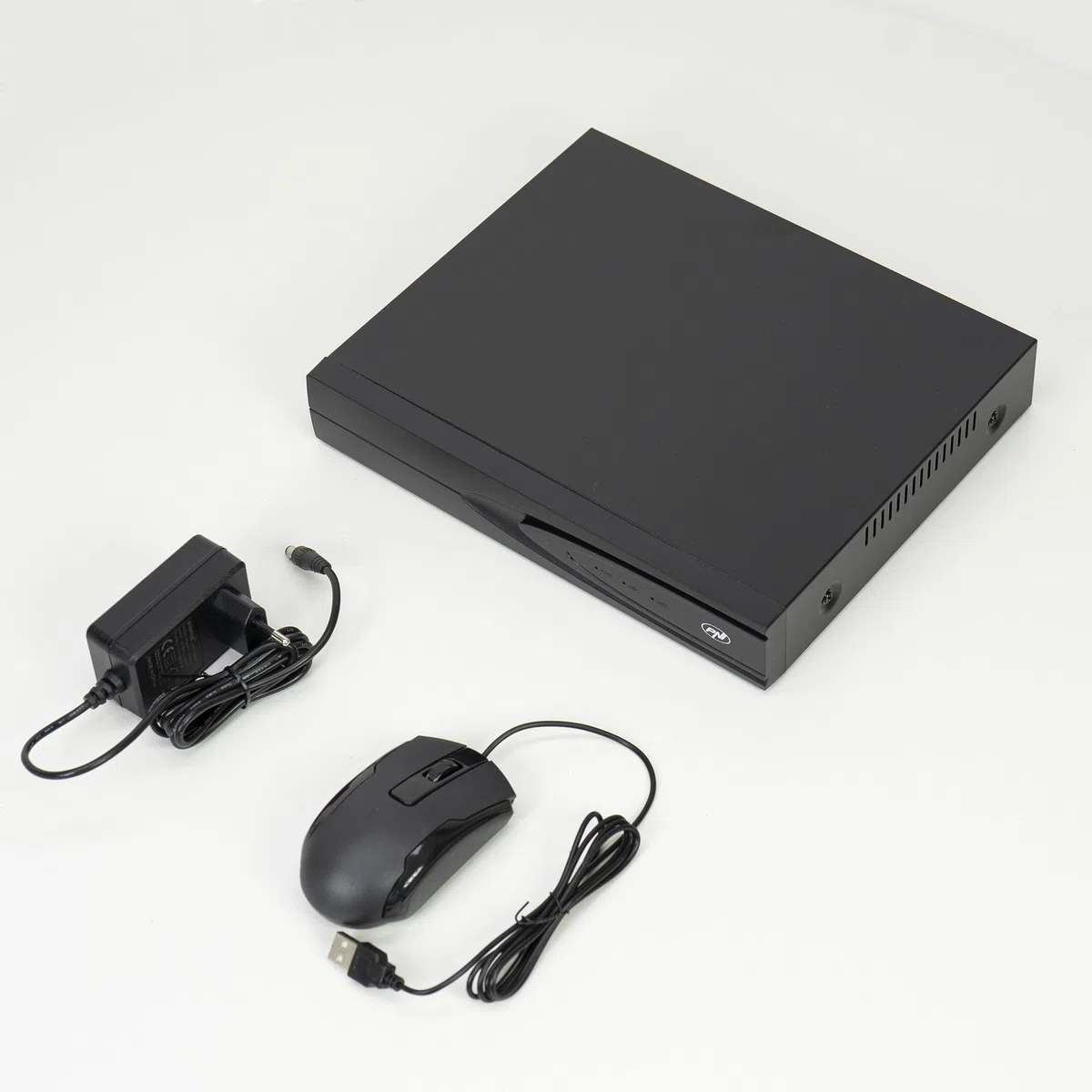 NVR PNI House IP816 con 16 Canali IP 5MP o 10 Canali 8MP 4K