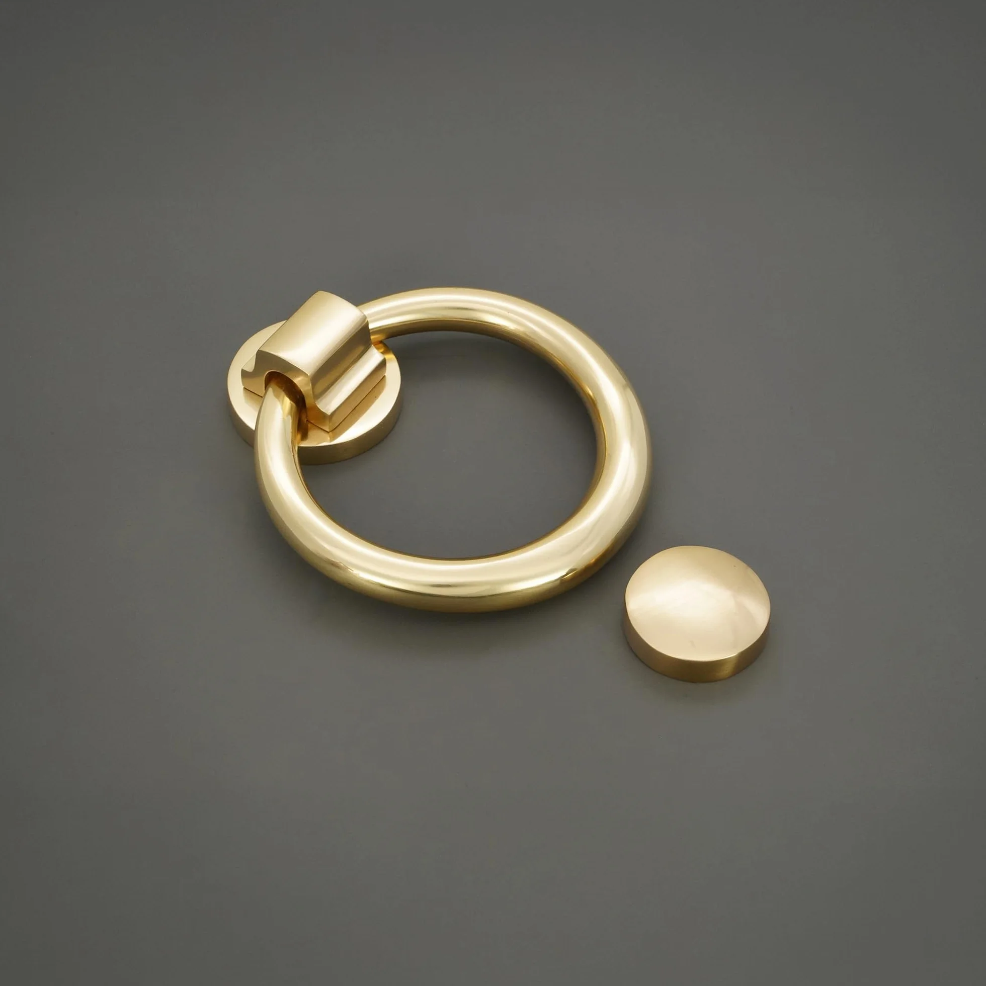 Infinity Decor Battente ad anello in ottone massiccio da 12,7 cm con finitura in ottone lucido – Battente per porta d'ingresso di alta qualità per mobili d'ingresso