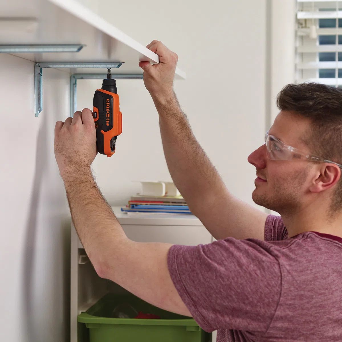 BLACK+DECKER Svitavvita a Batteria