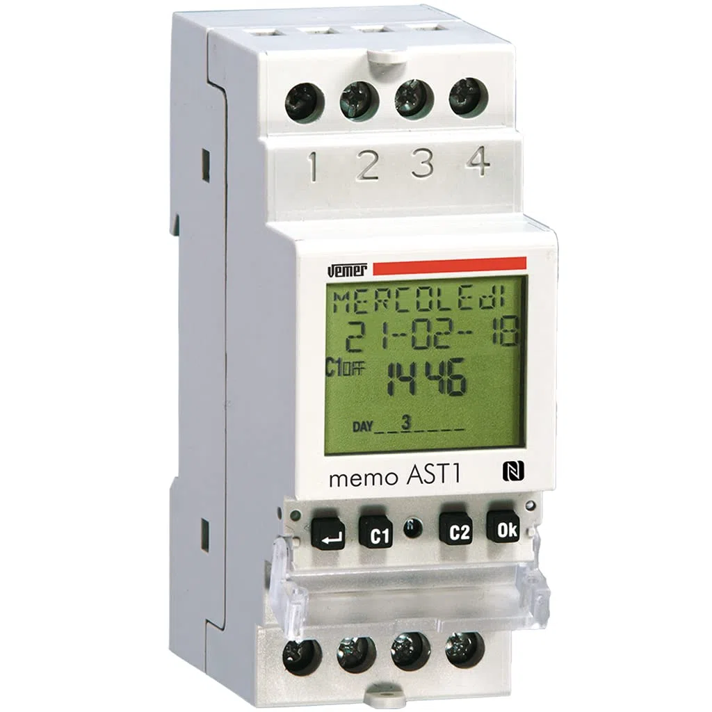 VEMER VE344800 MEMO AST1 - Interruttore Crepuscolare Astronomico, Timer con Programmazione tra Tramonto e Alba, Interfaccia NFC con Smartphone e APP dedicata, Bianco