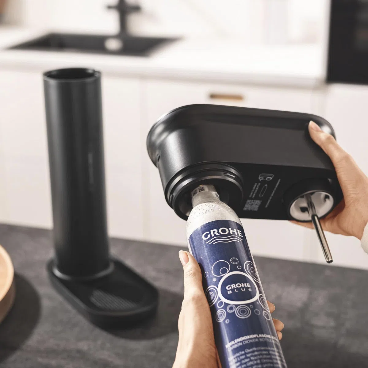 GROHE Blue Bombola CO2 da 425 g, Nuova Bombola con Sigillo, fino a 60 L Acqua Frizzante, per Blue Home e Fizz, 40651000