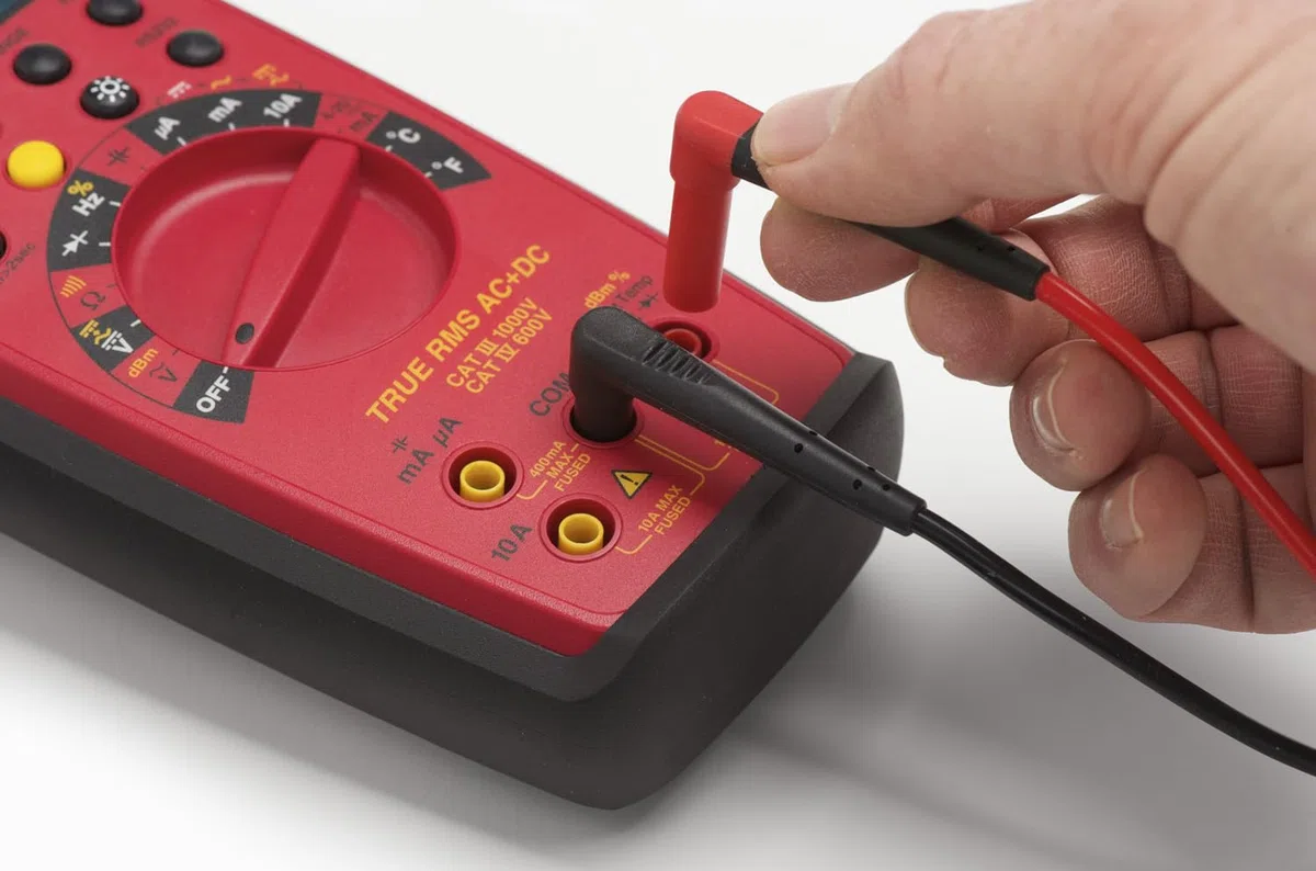 Fluke TL175 Coppia di puntali 2mm e cavo R+N con schermatura retrattile CAT II..IV