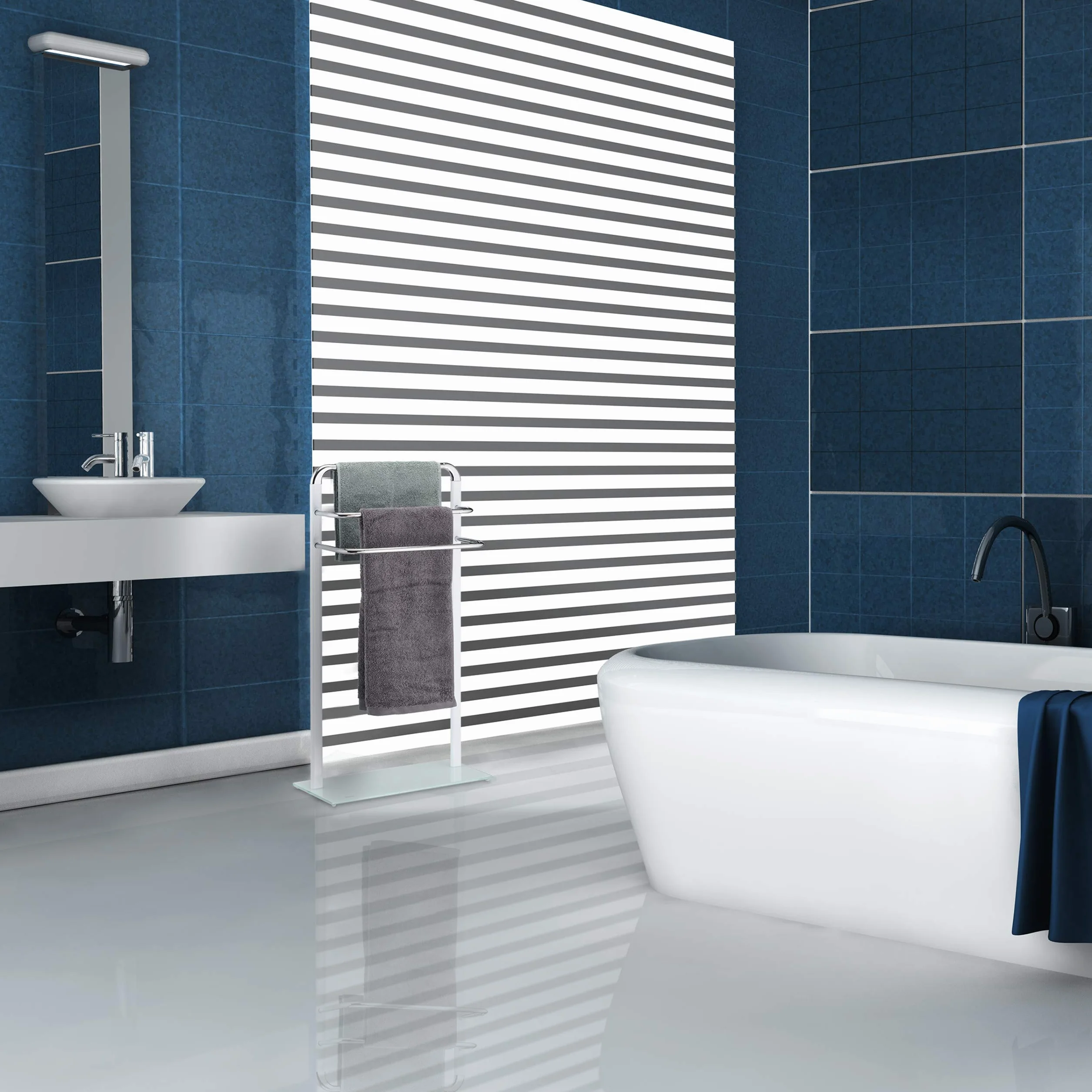 Relaxdays Asciugamani da Terra, Porta Salviette in Metallo Cromato, Piantana da Bagno a 3 Bracci, Bianco/Argento, HxLxP: 80x45x20 cm