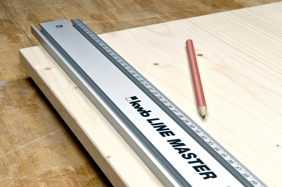 kwb MASTER DI LINEA Righello di precisione - Guida universale da 1000 mm per sega circolare, seghetto alternativo e fresatrice