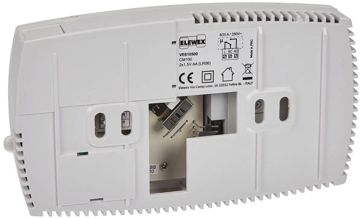 VEMER VE618500 CM100 - Cronotermostato da Parete a Cavalieri per Caldaia, Programmazione Giornaliera, Alimentazione a Batterie, Bianco